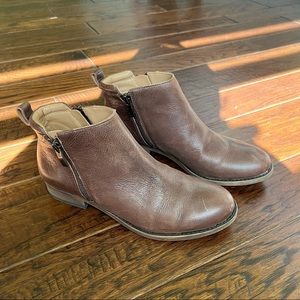 Franco sarto Keegan brown leather booties size 6.5